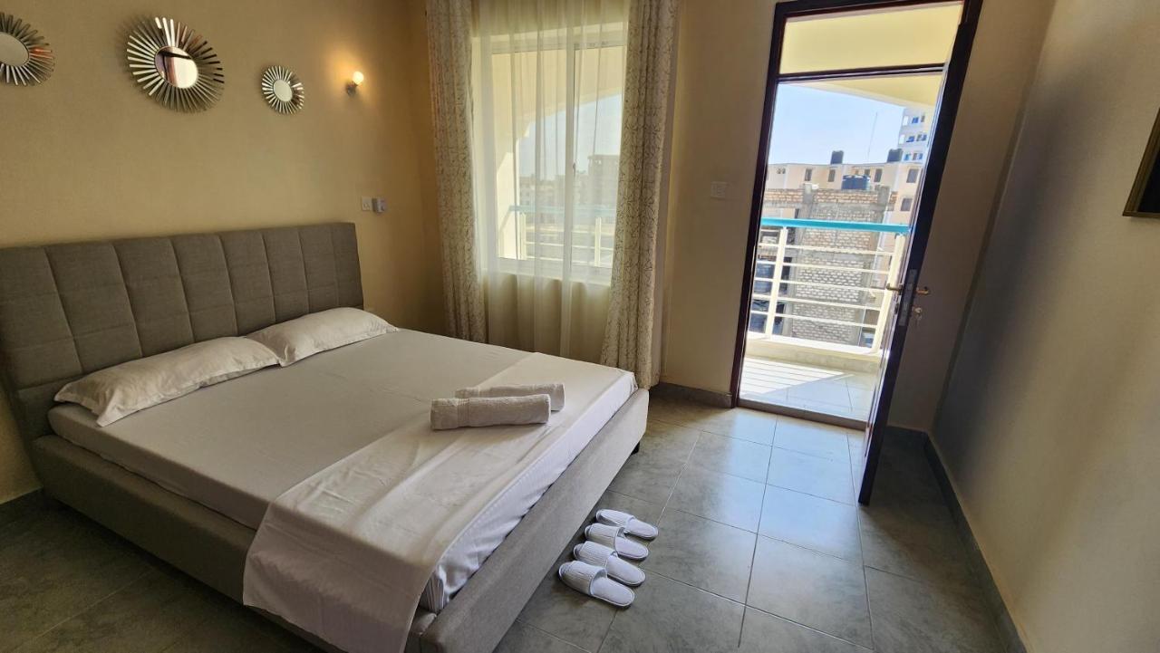Twin Palms Apartments, Bamburi, Mombasa Exterior photo