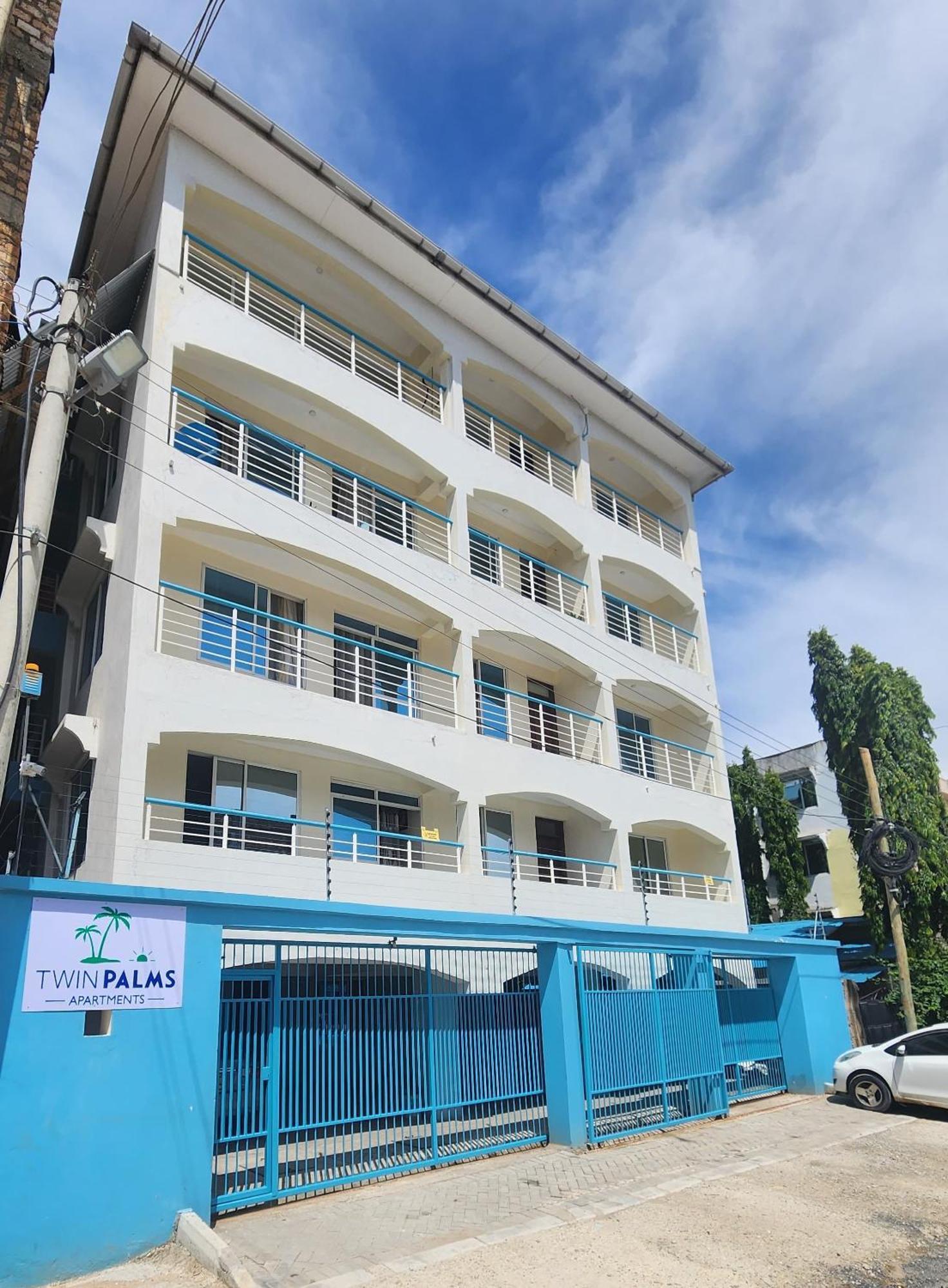 Twin Palms Apartments, Bamburi, Mombasa Exterior photo